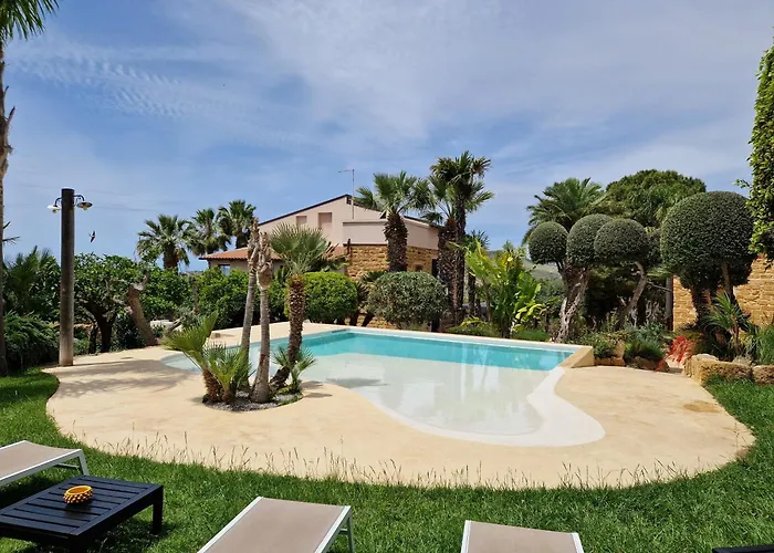 Lekythos לינה וארוחת בוקר