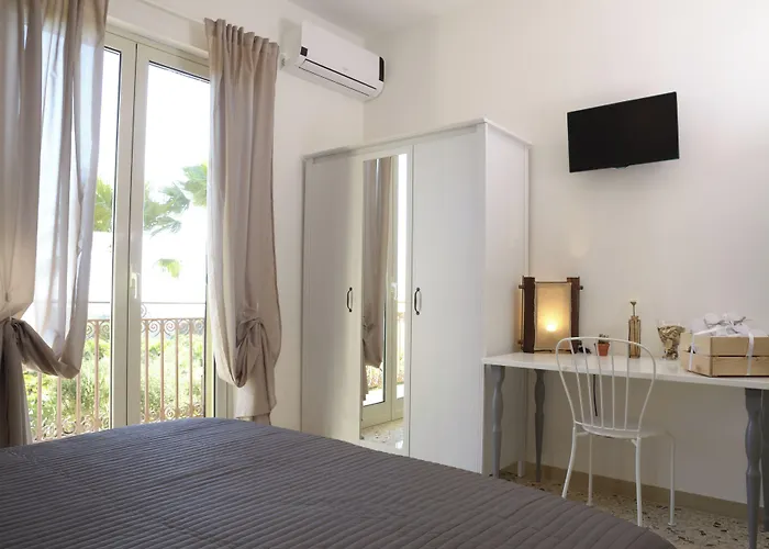 לינה וארוחת בוקר Lekythos