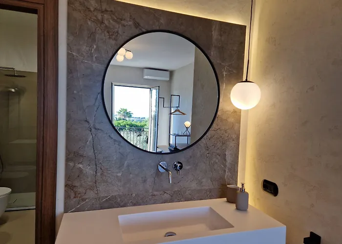 Lekythos לינה וארוחת בוקר 4*