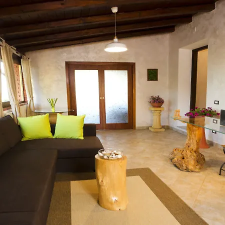 Lekythos فندق مبيت وإفطار 4*