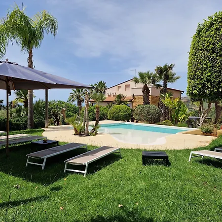 فندق مبيت وإفطار Lekythos 4*