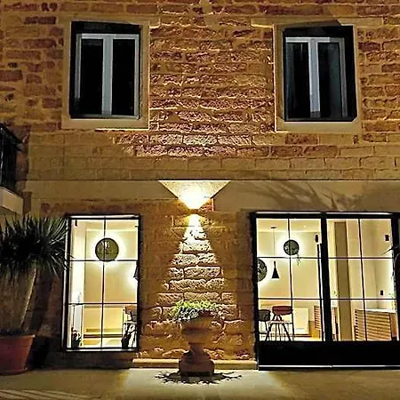 Lekythos Bed and breakfast 4*